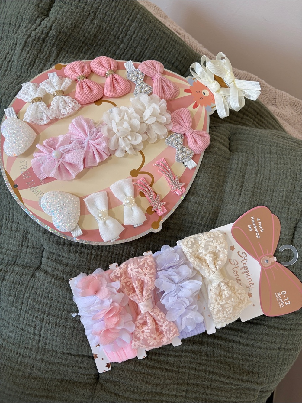 NWT Baby Pink & White Hair Bow & Flower Clip Set
